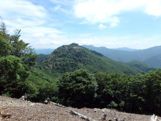 irazu040.jpg