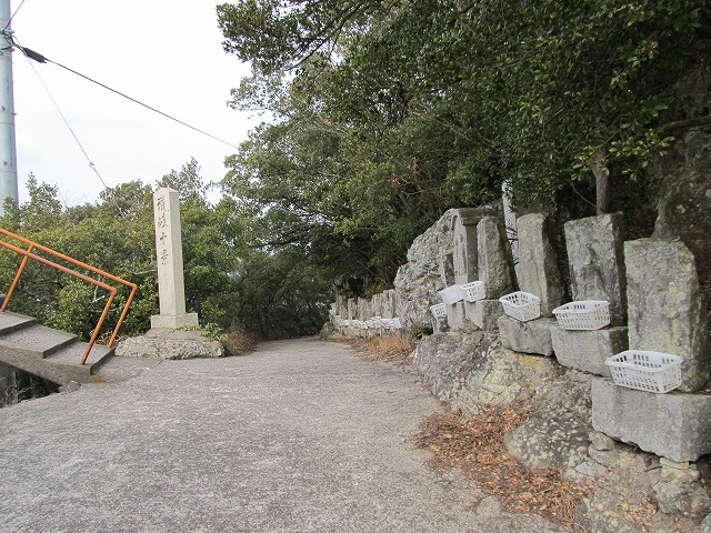 douun22.jpg