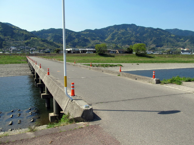 t13_232.jpg
