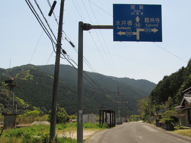 t15_001.jpg