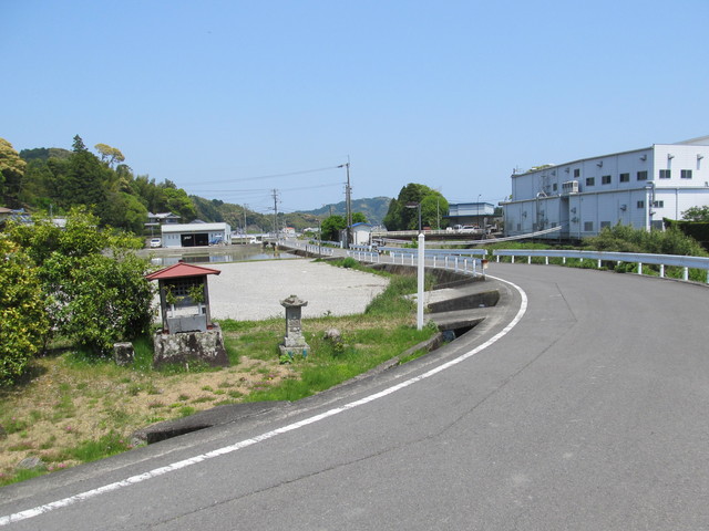 t16_059.jpg