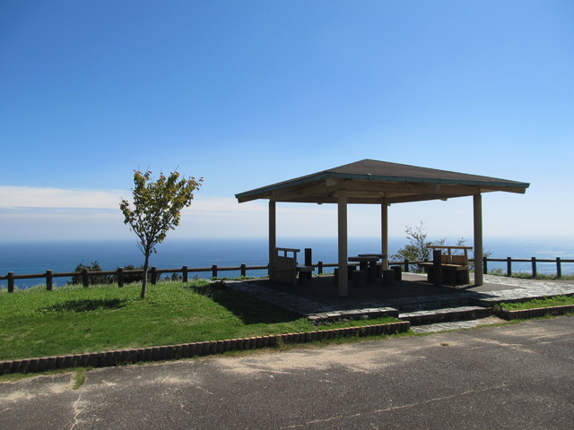 t18_049.jpg
