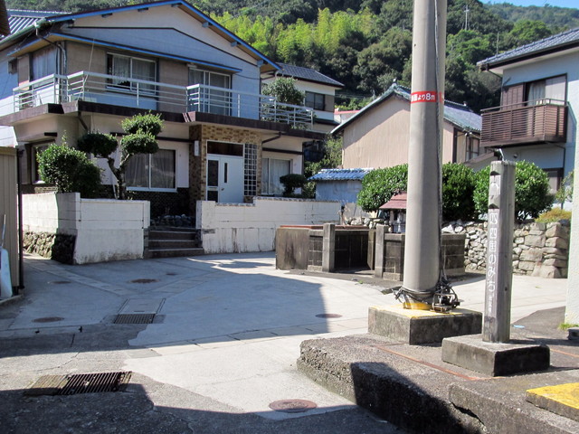 t18_085.jpg