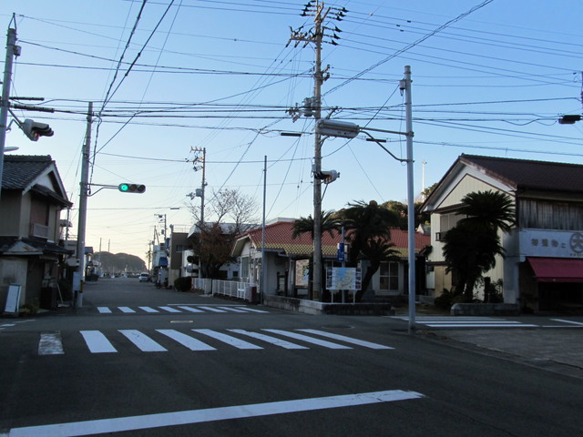 t19_005.jpg