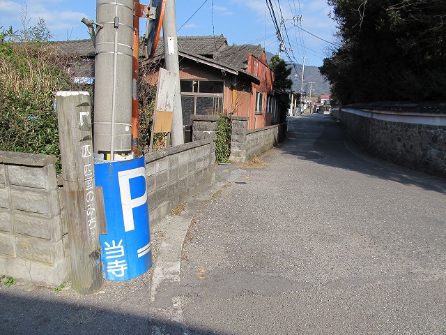 t02_003.jpg