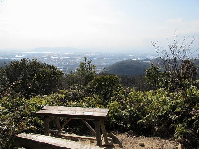 t02_023.jpg