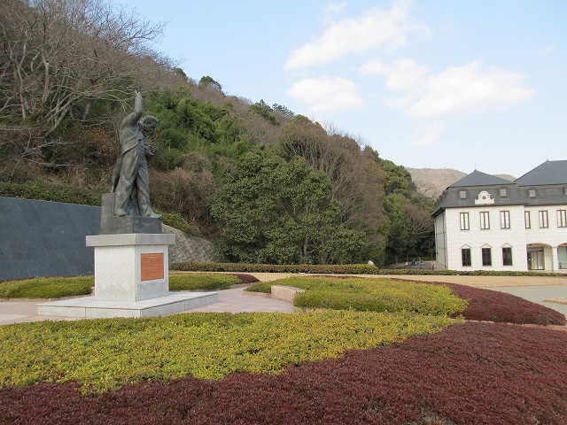 t02_065.jpg
