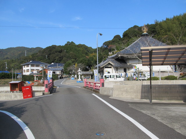 t22_053.jpg