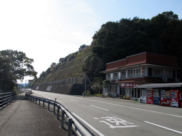 t22_061.jpg