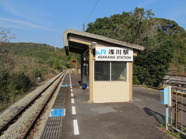 t23_001.jpg