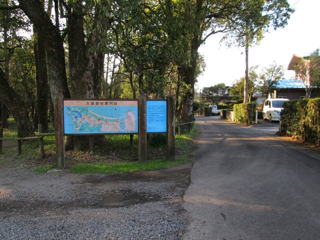 t23_104.jpg