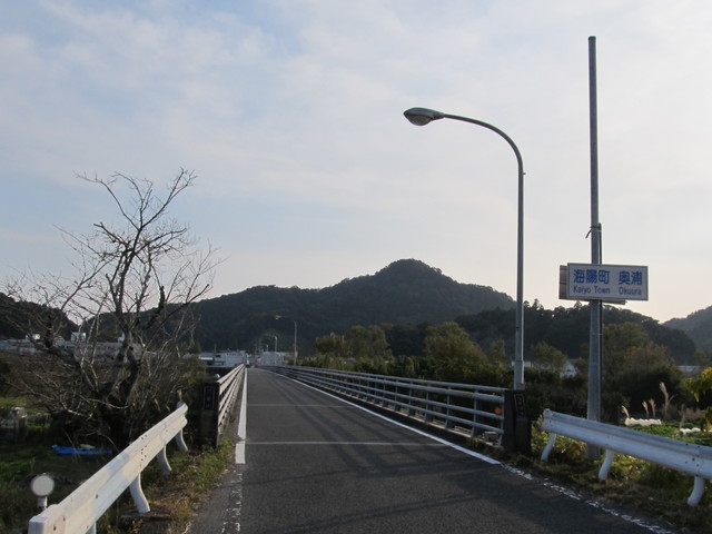 t23_115.jpg