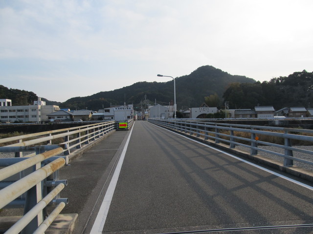 t23_117.jpg