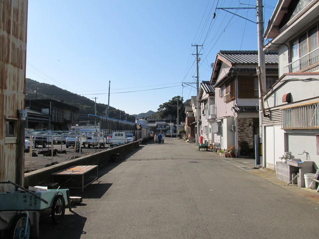 t23_127.jpg