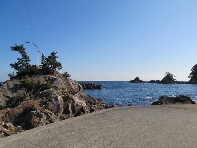 t23_142.jpg