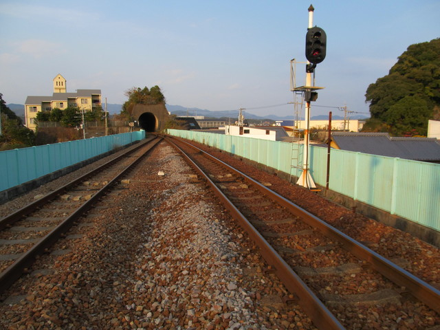 t24_002.jpg