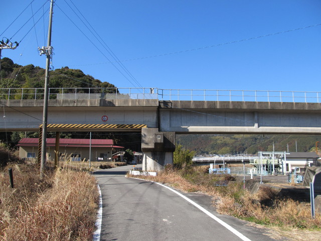 t24_075.jpg