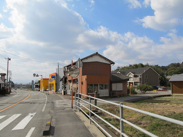 t03_009.jpg