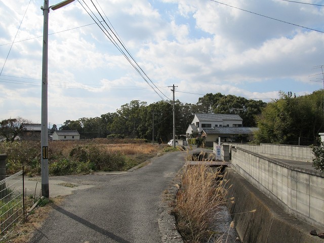 t03_022.jpg
