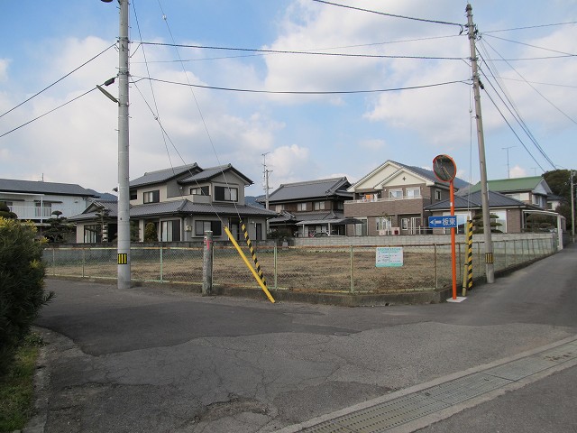t03_060.jpg