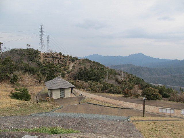 t04_023.jpg