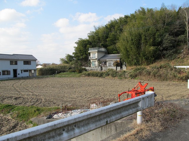 t05_017.jpg