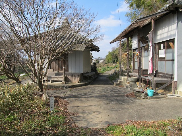 t05_021.jpg