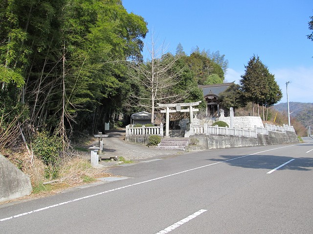 t05_063.jpg