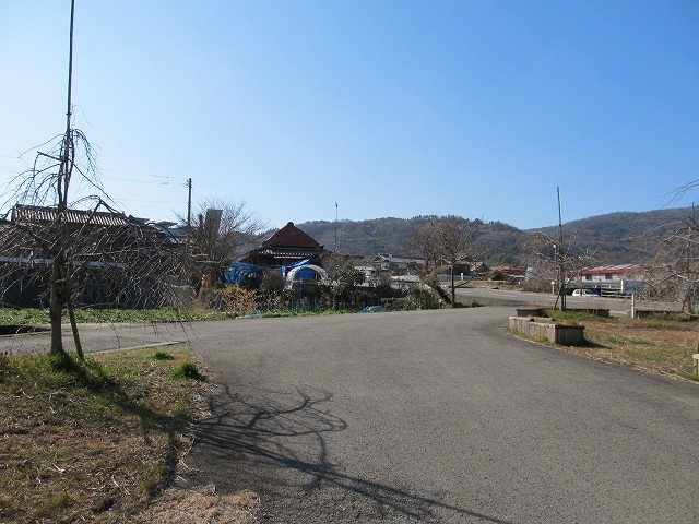 t05_237.jpg