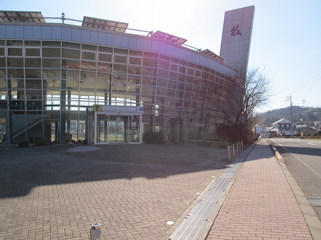 t05_239.jpg