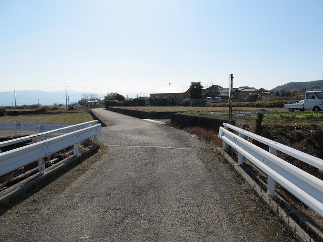 t05_252.jpg