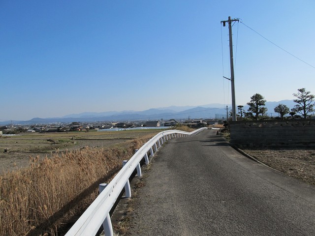 t05_253.jpg