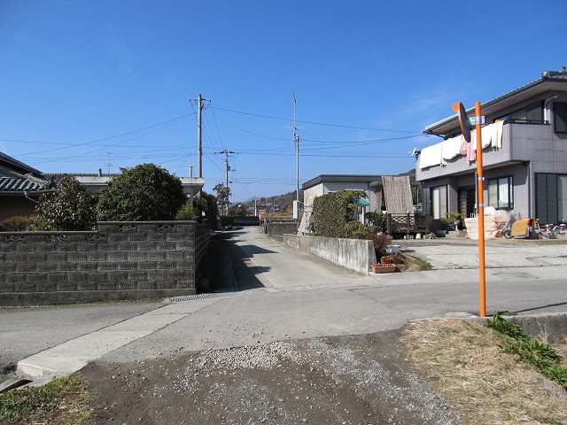 t06_011.jpg