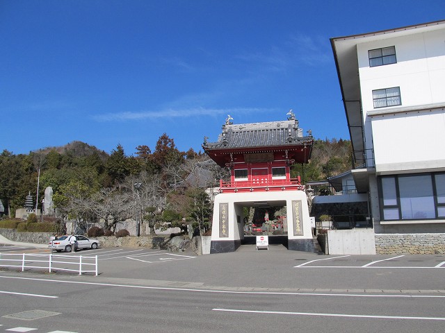 t06_024.jpg