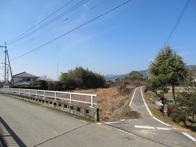 t06_033.jpg
