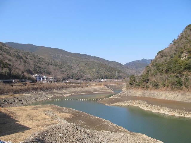 t06_071.jpg