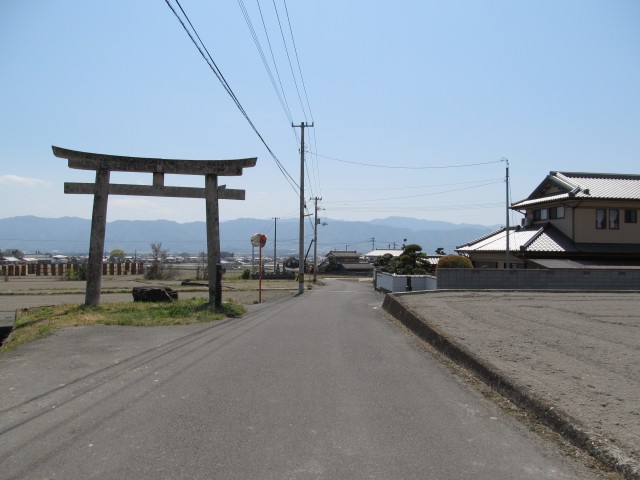 t07_126.jpg