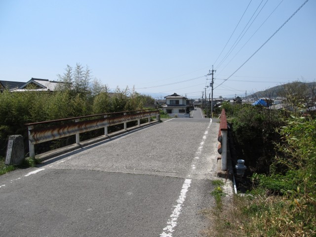 t07_139.jpg