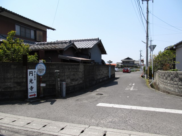 t07_141.jpg