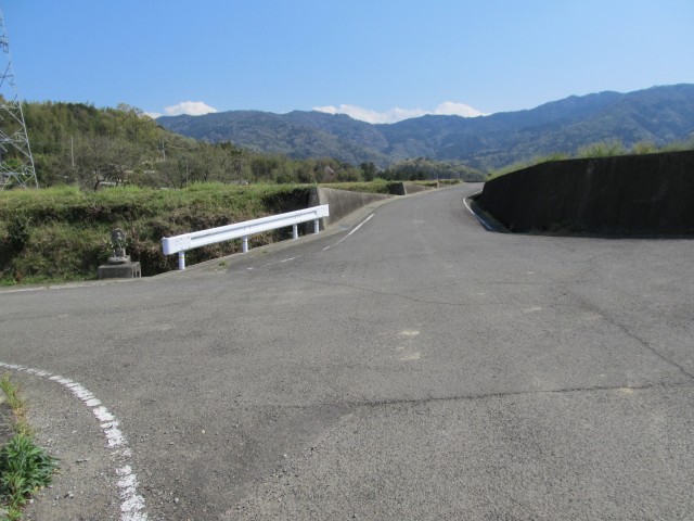 t08_085.jpg