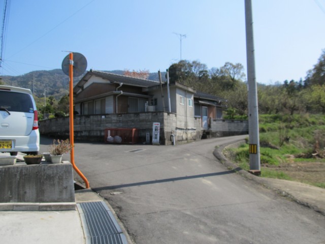 t08_112.jpg