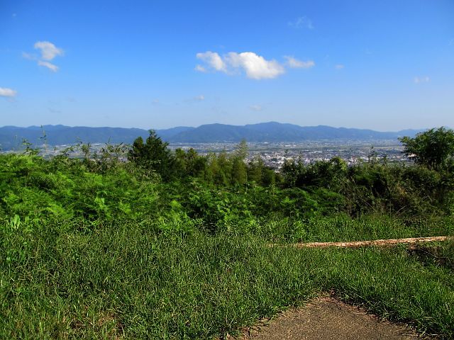 t09_026.jpg