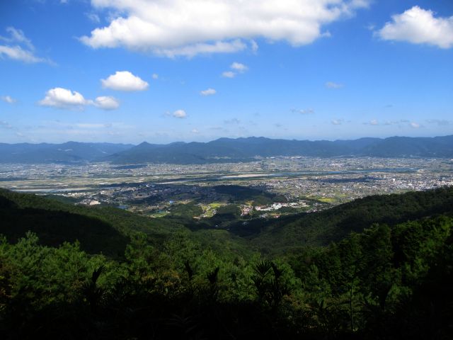 t09_064.jpg